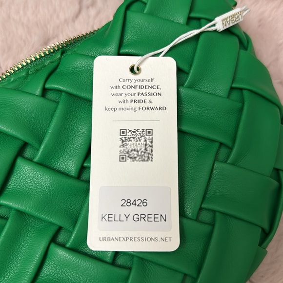 Nadia Crossbody in green - Picture 3 of 4